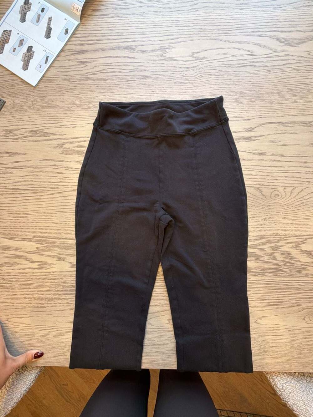 Alo Yoga High-Waist Airbrush High-Rise Bootcut Legging Size S Black